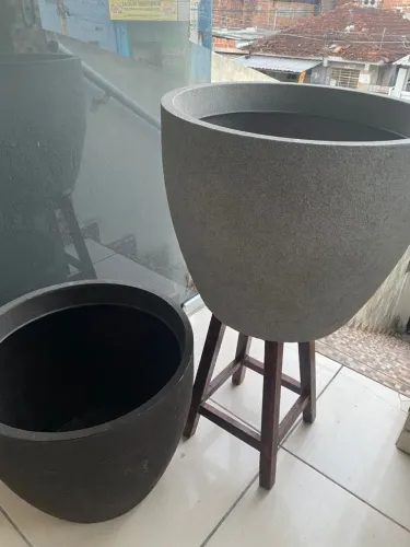 Jarro  Para Plantas Grandes ( PROMOÇÃO PARA VENDER) OS 2 POR 150,00