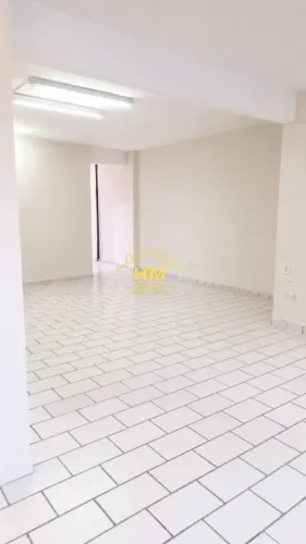 LOCAÇÃO I CENTRO DE SÃO VICENTE I SALA COMERCIAL I DOIS WC I PORTARIA I ELEVADORES