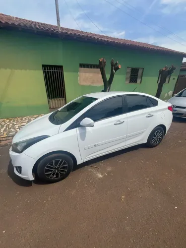 Hyundai HB20S C.plus/c.style 1.6 Flex 16V Mec.4p 2015