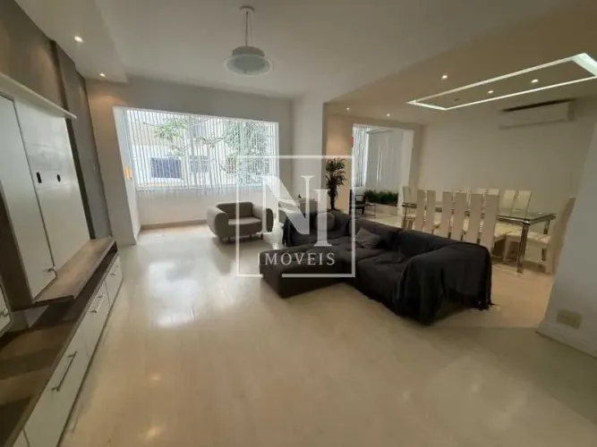 Apartamento : / Residencial / Copacabana