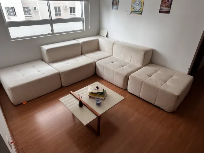 Sofá 5+1 lugares Bege SOFA NA CAIXA usado