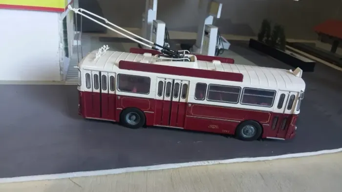 Onibus 1/43