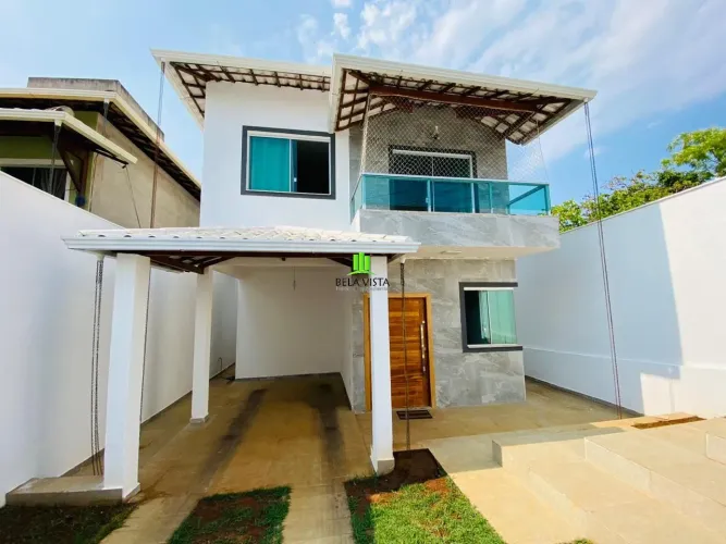 Casa em condomínio em Trilhas Do Sol com 210.00 m² , 3 quarto(s) , 1 suíte(s) , 2 vaga(s).
