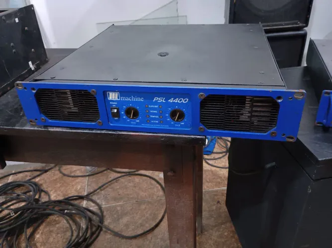 Amplificador Machine PSL 4400