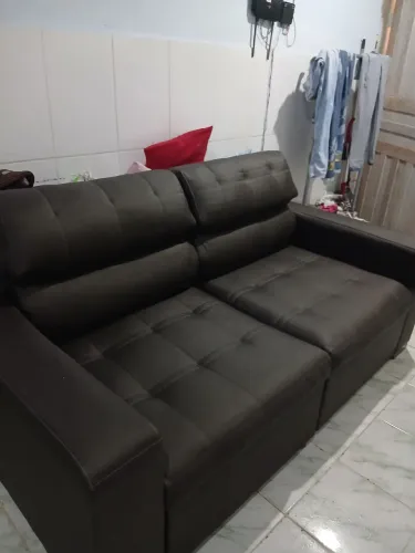 Sofá retrátil seme novo