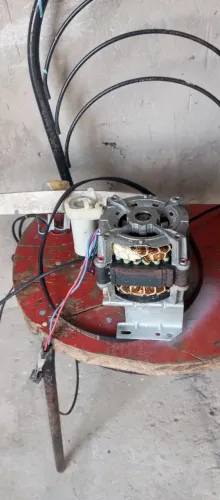 Motor de tanquinho da marca colormaq