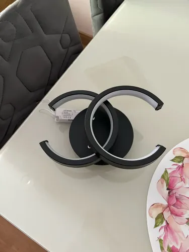 Lustre preto e branco cristal