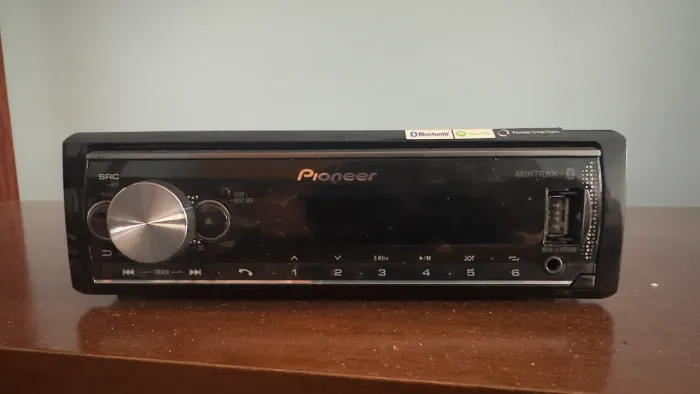 Som Automotivo Pioneer com Bluetooth e PenDrive | MVH - X7000BR