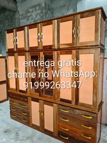 Roupeiro de madeira 6 portas com 8 gavetas a pronta entrega.