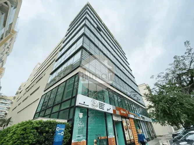 Sala comercial a venda com ar condicionado instalado e banheiro. Freguesia (Jacarepaguá) -