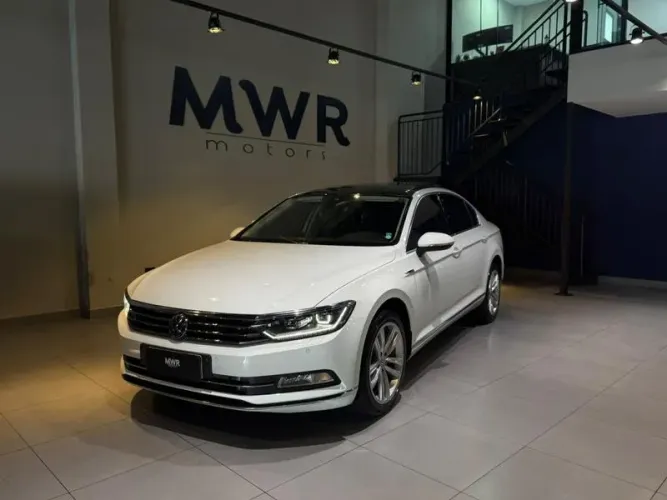 Volkswagen Passat Highline 2.0 TSI 220cv Tip. 2019