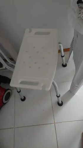 Banco e cadeira de banho