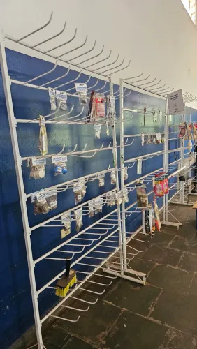 Estrutura de mercado, açougue, geladeira, vasilhames, caixa, prateleira Estrutura comp