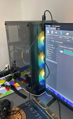 Pc ótimo pra estudar ou trabalhar ,ele tá sem a placa de vídeo a mesma deu problema
