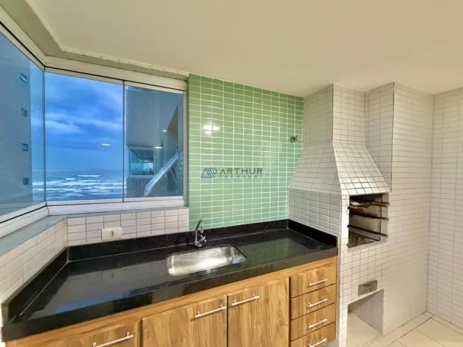 Apartamento à venda com 2 dormitórios sendo 1 suíte em Praia Grande na Aviação