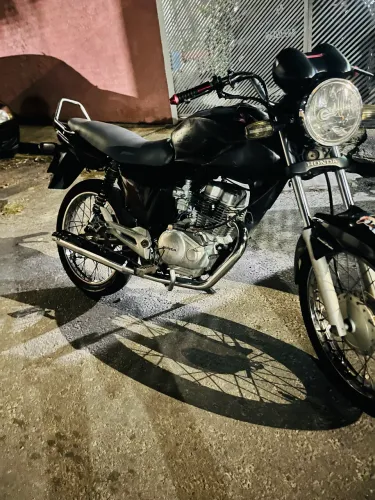 Titan150 moto tá boa pra anda leia a descrição