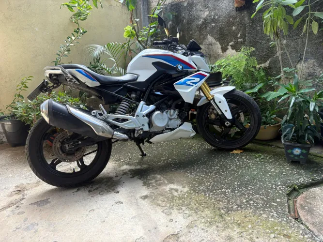 Moto BMW 310R