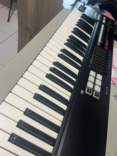 Sintetizador Roland xps10