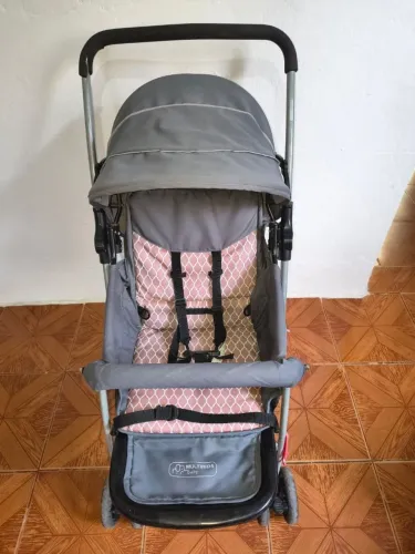 Carrinho de bebê Multikids