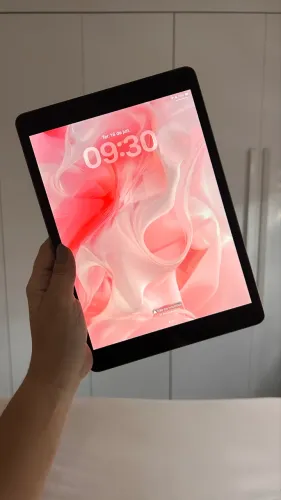 iPad 8 com 128gb e entrada para chip