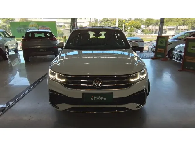 Volkswagen Tiguan Allspac R-line 300 TSI 2.0 2024