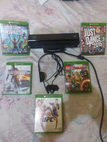 VENDO OU TROCO KINECT XBOX ONE HEAD SET E 5 JOGOS ORIGINAIS