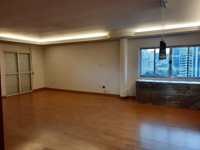 APARTAMENTO PARA LOCAÇÃO NA ACLIMAÇÃO - 3 SUÍTES - 229 M2