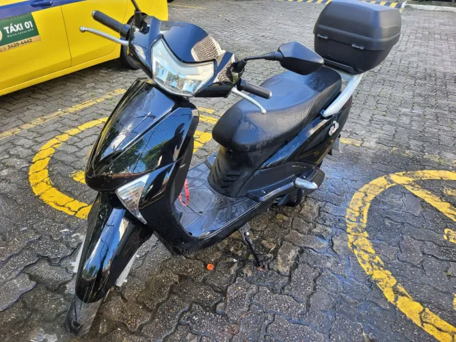 Vendo moto eletrica bateria de lítio replica Honda lead
