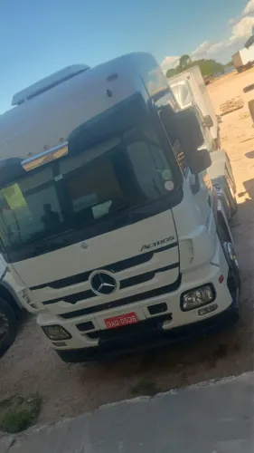 Caminhão cavalo mecânico 2646