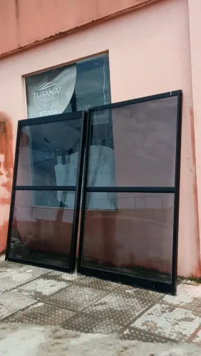 Porta de vidro laminado 