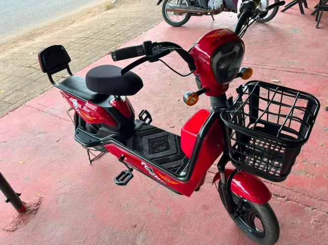 Bicicleta eléctrica aro 14