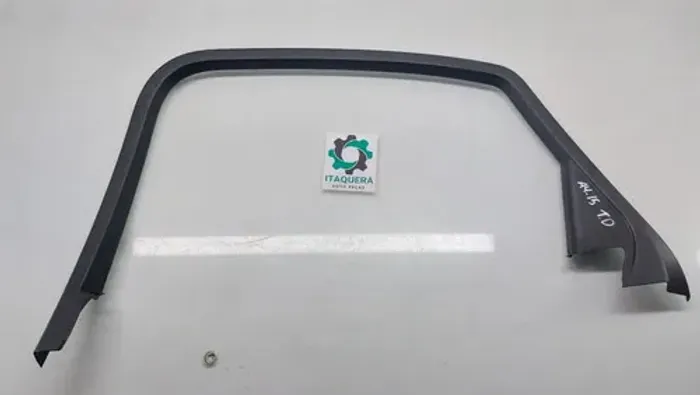 Moldura Acabamento Porta Traseiro Direito Audi A4 2014 2015