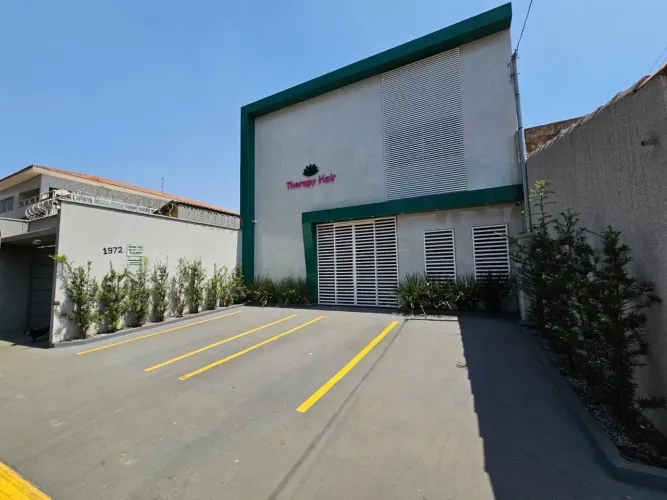 Oportunidade Única: Imóvel Comercial/Residencial em Localização Privilegiada