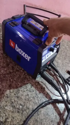 Máquina de solda MIG eletrodo e tig pra vender logo tá Nova peguei ele ontem