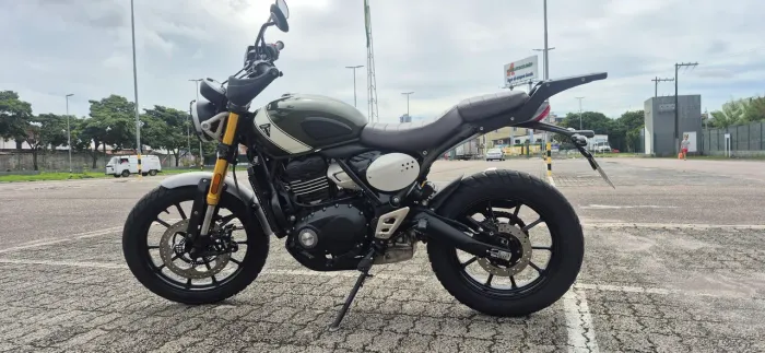 TRIUMPH SCRAMBLER 400 X