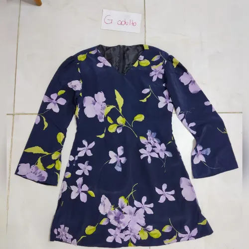 Fantasia anos 70 floral adulto G 