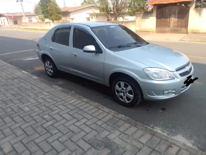 Chevrolet Prisma Sed. Maxx/ LT 1.4 8V Econof. 4P 2012