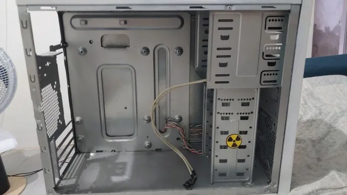 Gabinete branco para PC