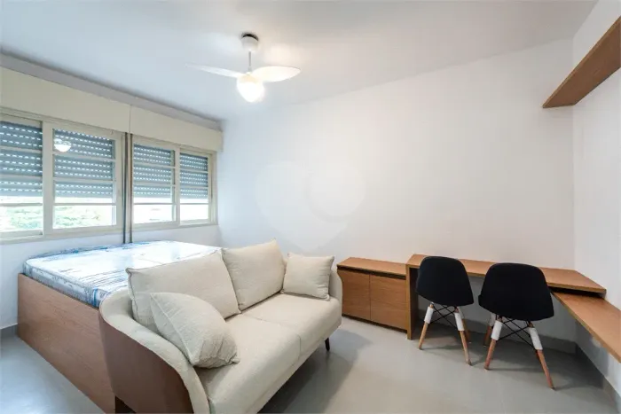 Apartamento com 1 quartos para locação em Embaré - SP