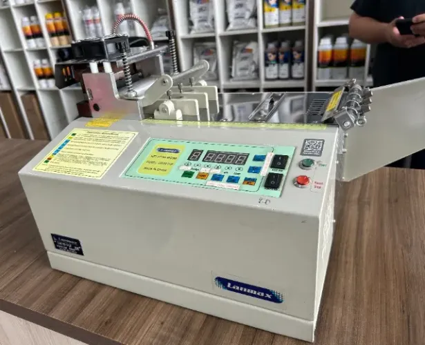 Máquina de Corte Automática de Fita a Quente e a Frio