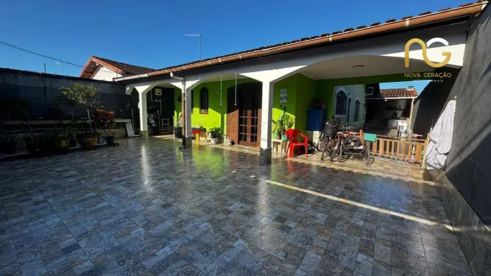 Casa com 3 dormitórios à venda, 156 m² por R$ 800.000,00 - Vila Caiçara - Praia Grande/SP