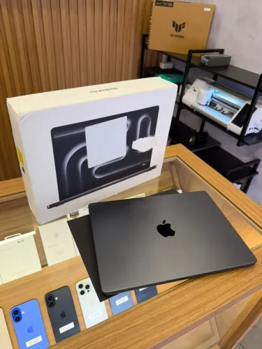 Macbook Pro chip M3 pro 18/512gb 14"(Anápolis)