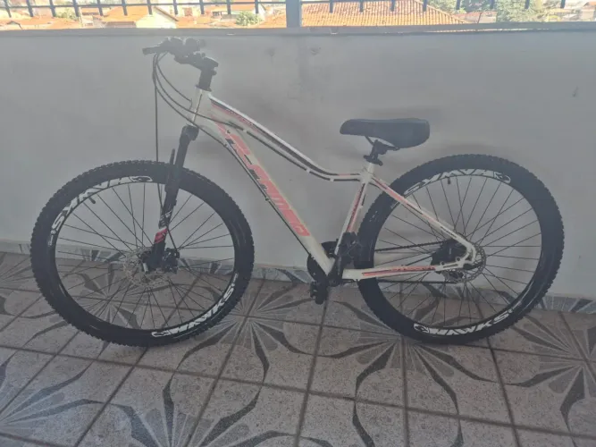 Bicicleta Aro 29 - 21 marchas 