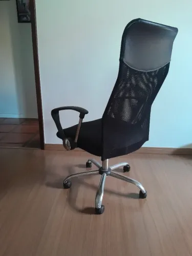 Cadeira de escritório presidente giratória