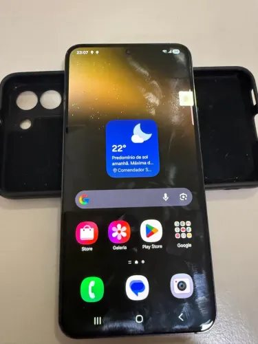 Smartphone S22 em perfeito estado!