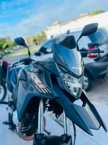 Vendo moto XRE 300 Honda sim nova