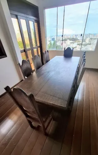 JOGO DE SALA DE JANTAR- MADEIRA MACIÇA