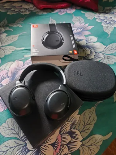 JBL Tour One M2 - Praticamente Novo! (Com Nota Fiscal)