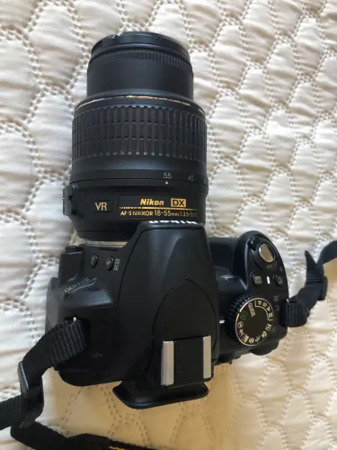Câmera Nikon 3100 