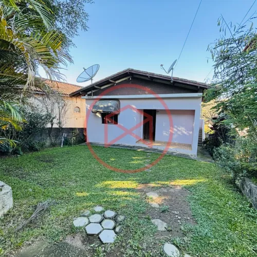 Casa próximo ao Centro de Ibiúna